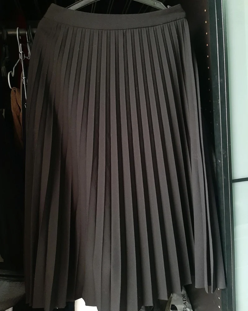 Max Skirts