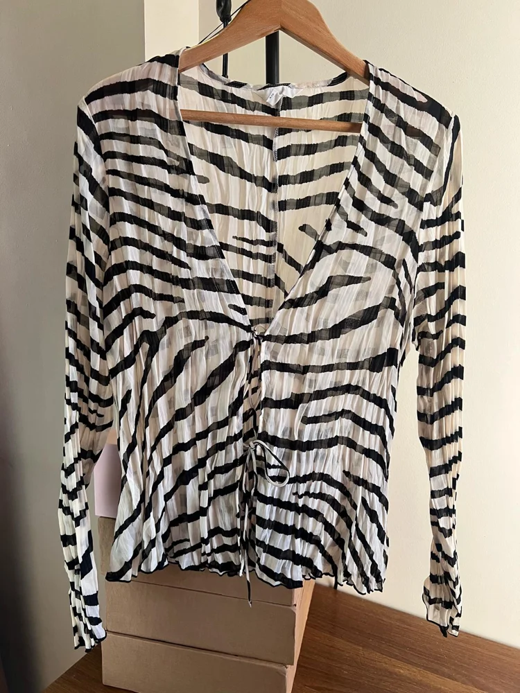 H&M Blouses, size XL / 42 / 14, photo 2