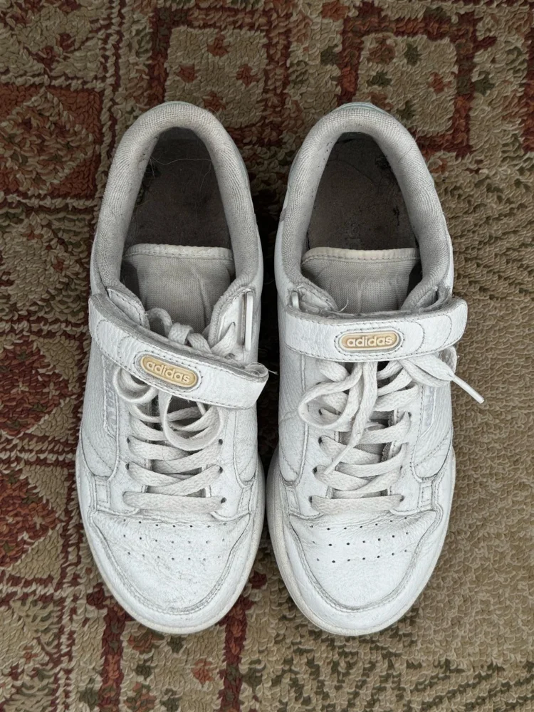 adidas Originals Sneakers