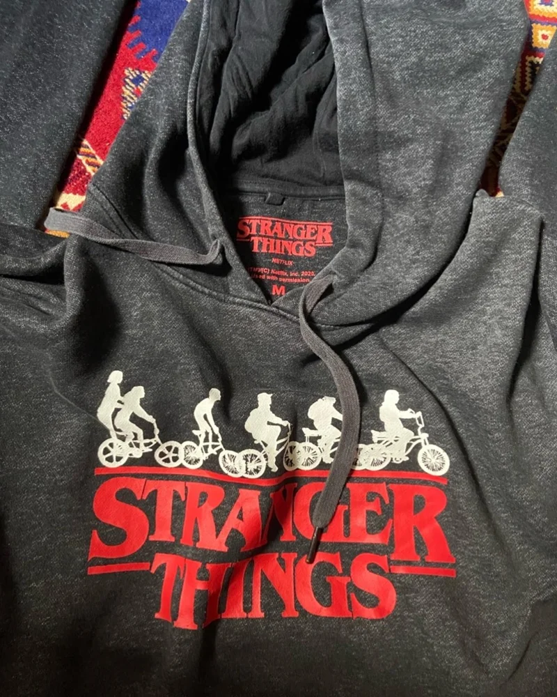 Stranger Things Sweaters, size M, photo 2