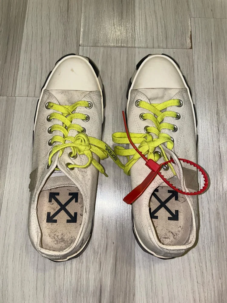 Off-White Sneakers, size 42, photo 3