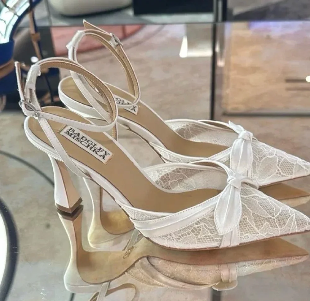 Badgley Mischka Sneakers