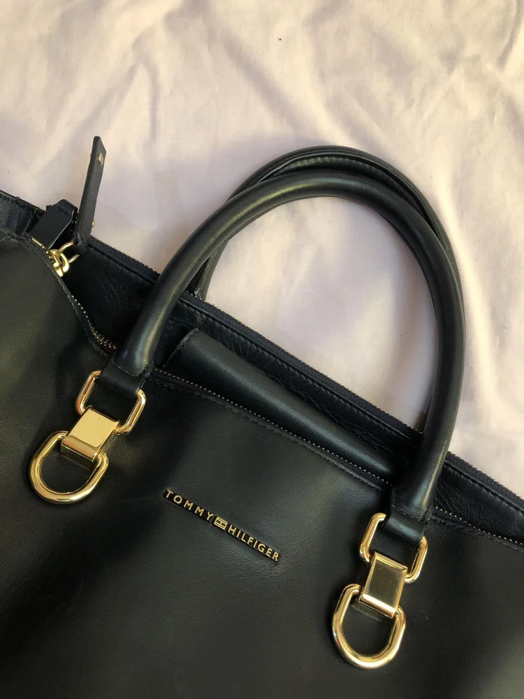 Tommy Hilfiger Handbags