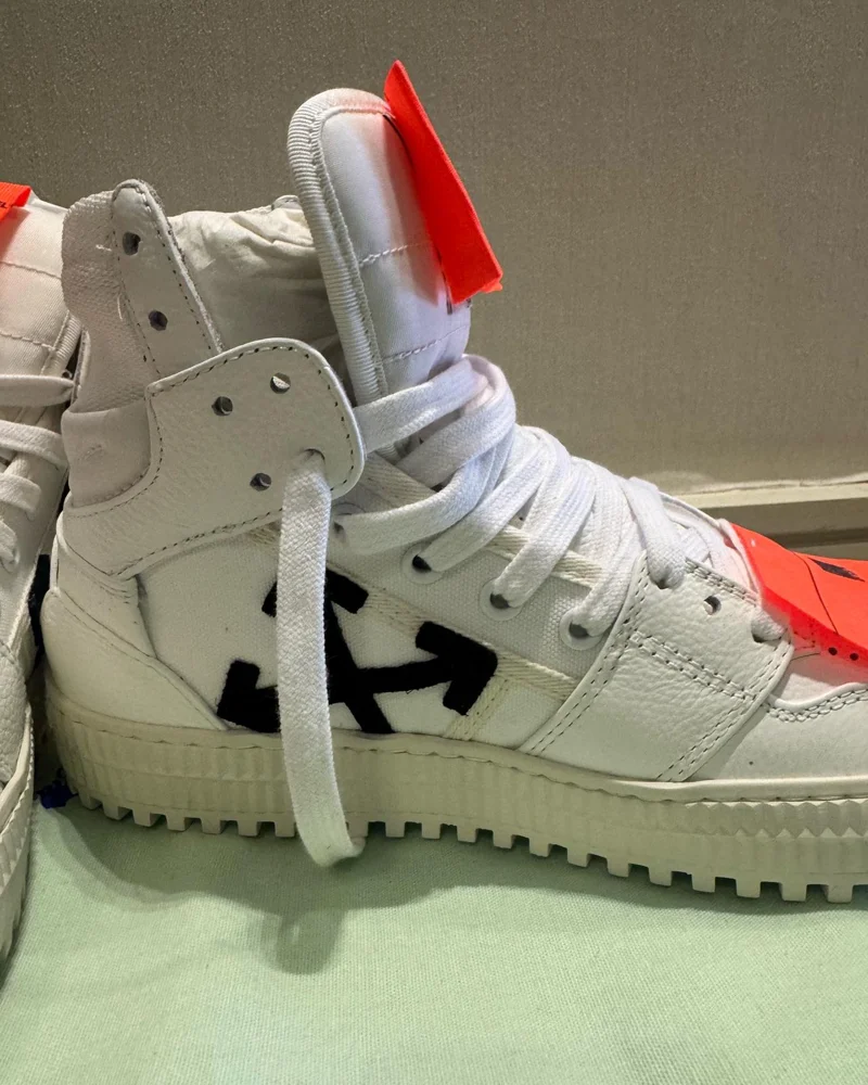 Off-White Sneakers, size 38, photo 4