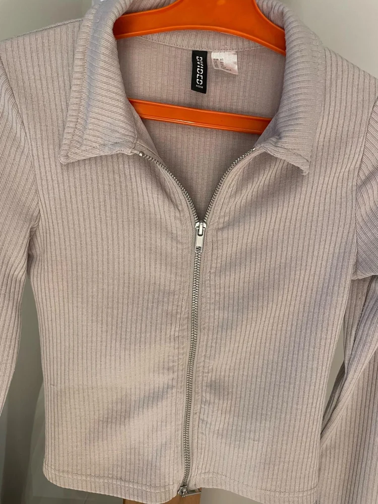 H&M T-shirts, size XS / 34 / 6, photo 3