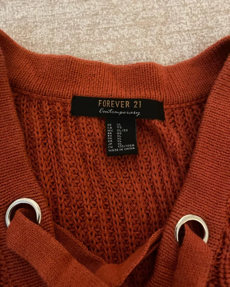 Forever 21 Sweaters & Pullovers