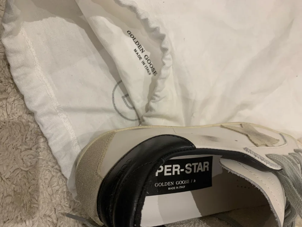 Golden Goose Sneakers, size 38, photo 2