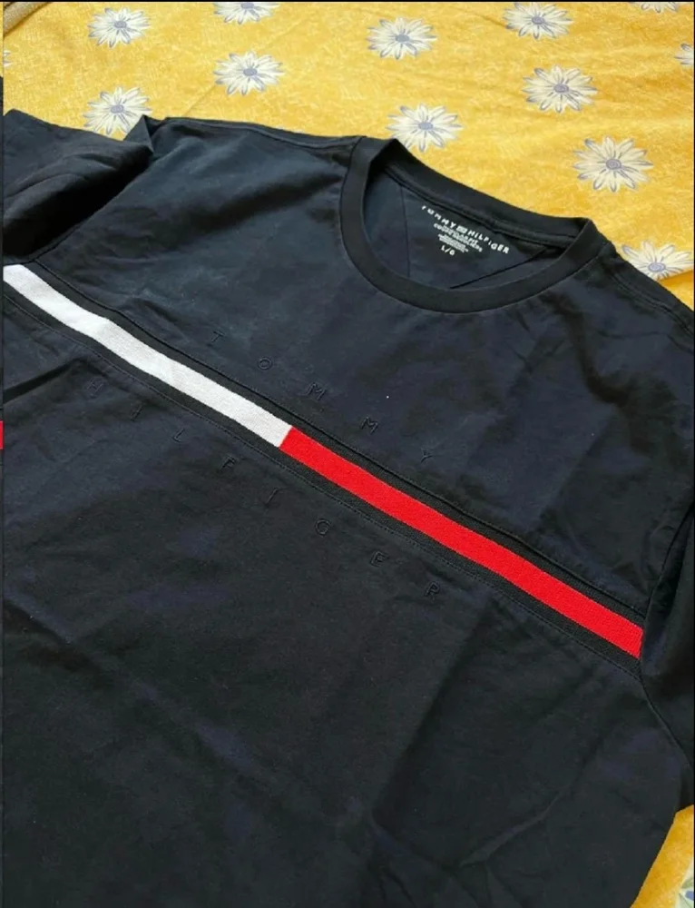Tommy Hilfiger T-shirts, size L, photo 2