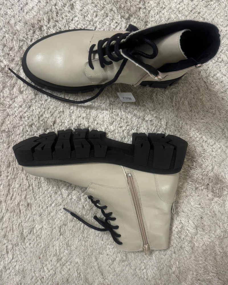 Galeries Lafayette Flats, size 39, photo 2