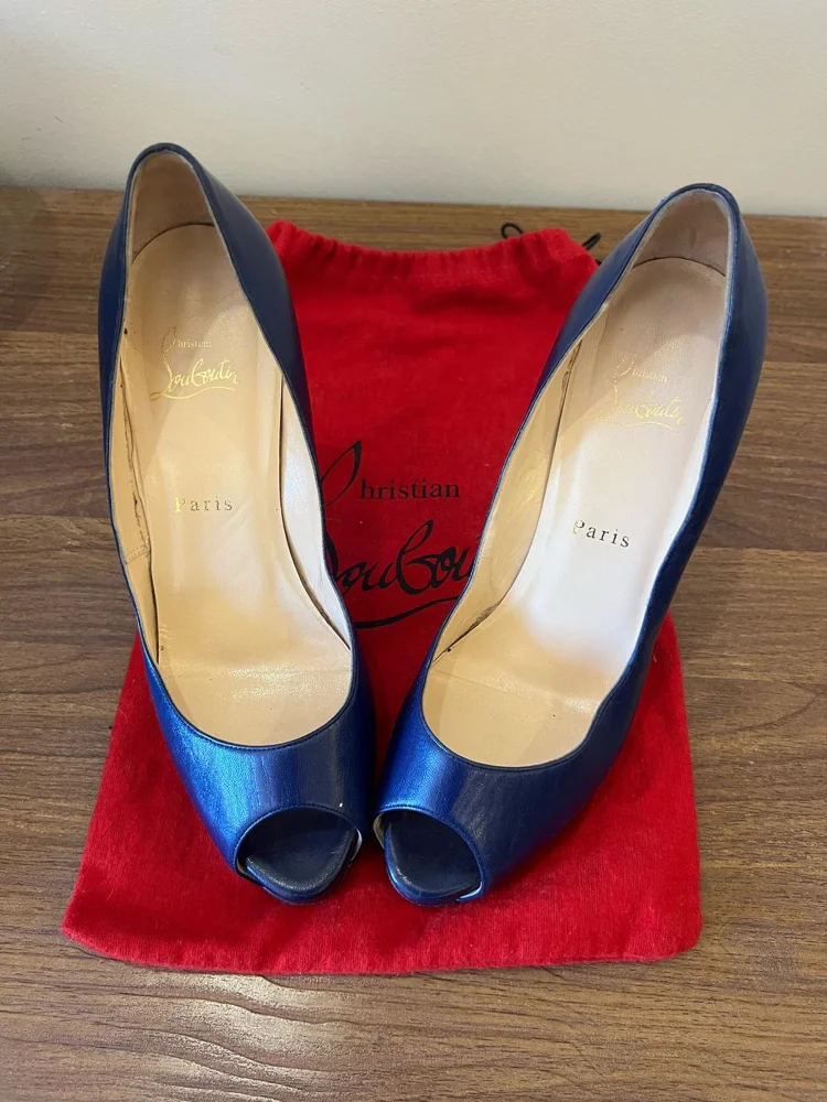 Christian Louboutin Pumps, size 39, photo 4