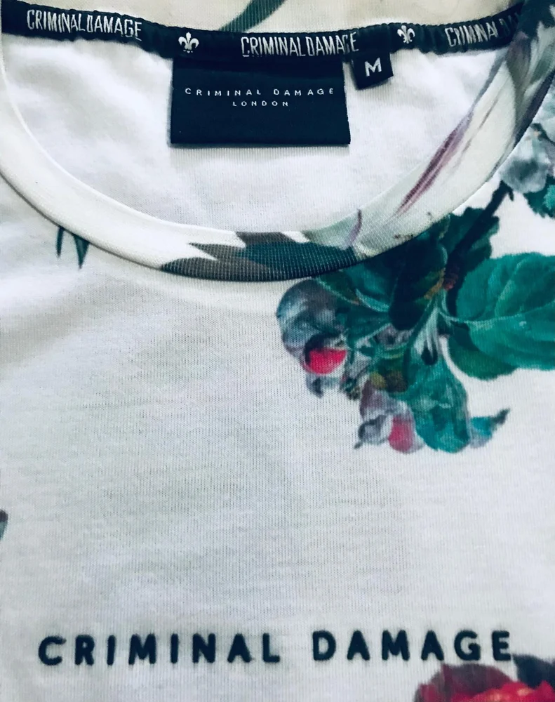 Criminal Damage T-shirts, size M, photo 3