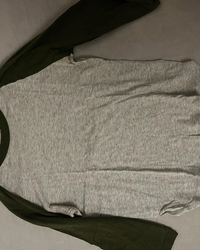 H&M T-shirts