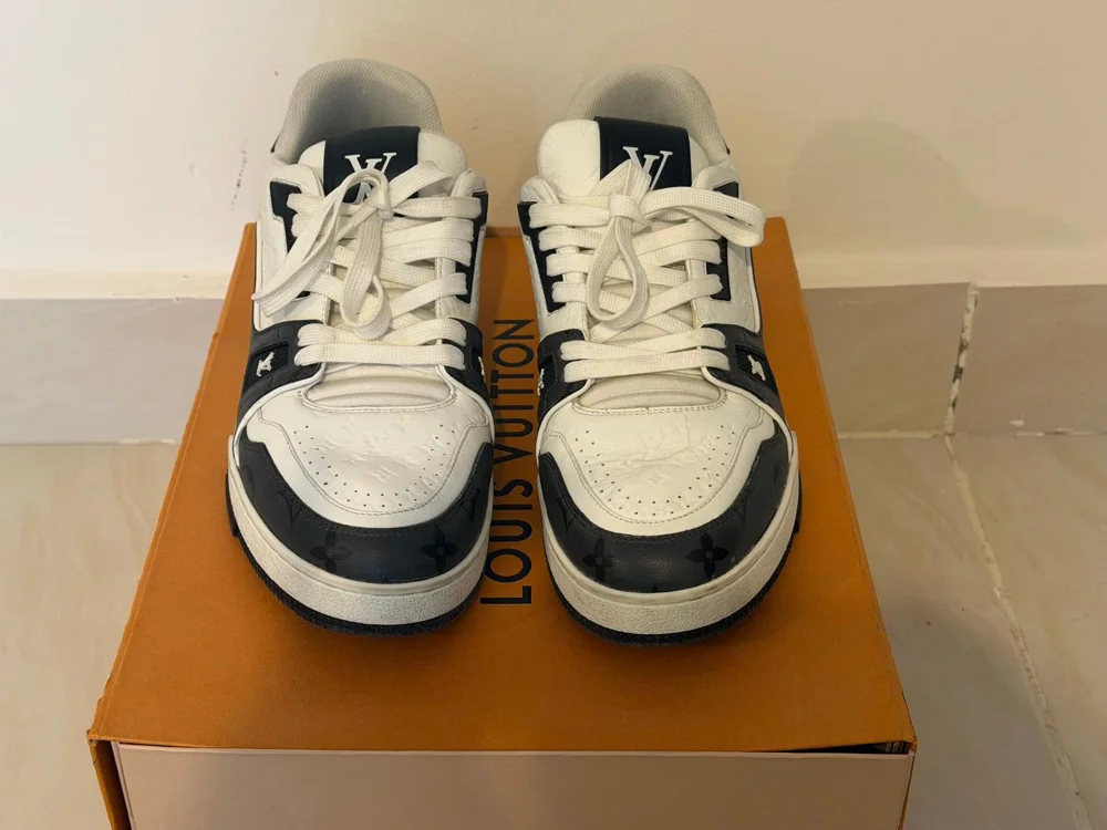 Louis Vuitton Sneakers, size 42, photo 3