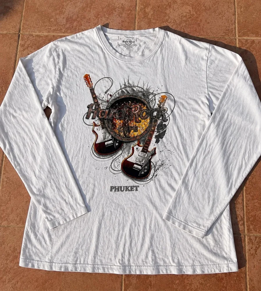 Hard Rock Café Long Sleeve Shirts