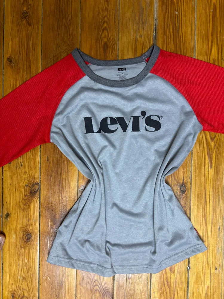 Levi's T-shirts, size XXS / 32 / 4, photo 3