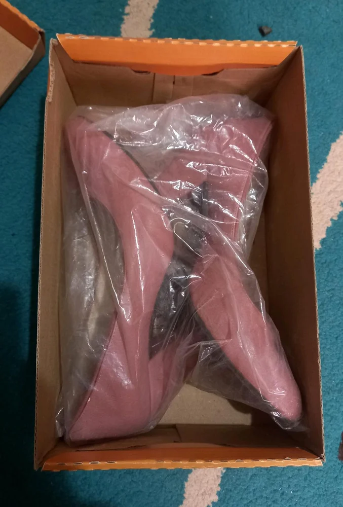 Pumps, size 38.5, photo 2