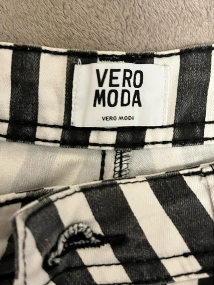 Vero Moda Shorts, size S / 36 / 8, photo 2