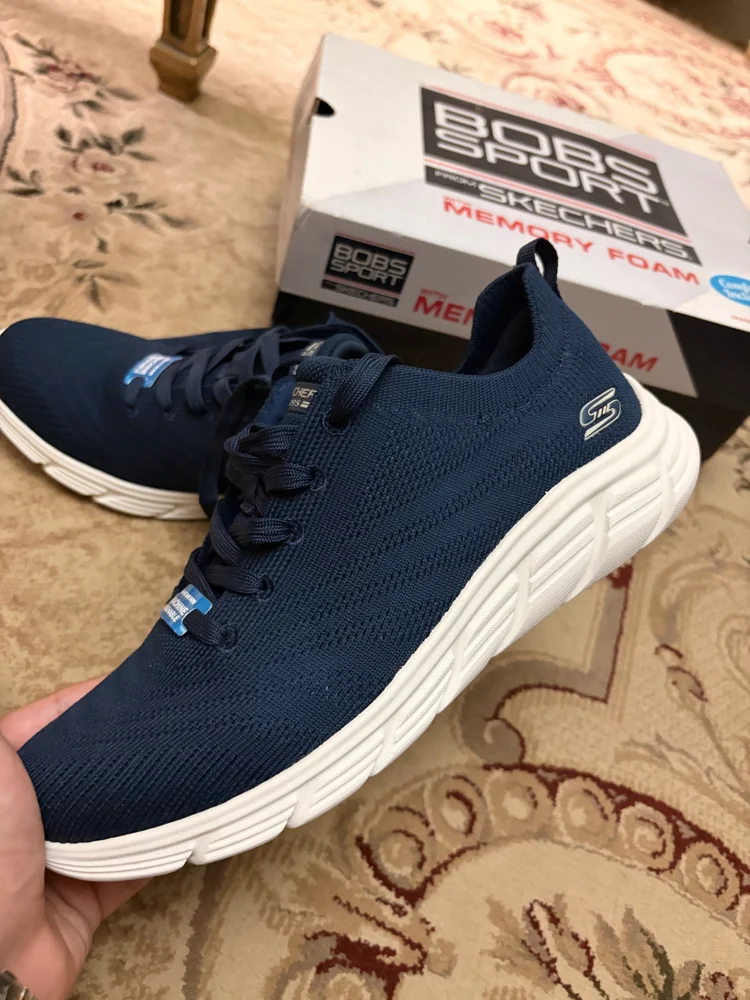 Sketchers Sneakers