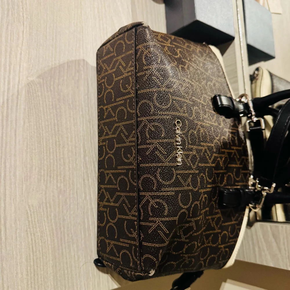 Calvin Klein Cross-Body Bag, size Other, photo 2