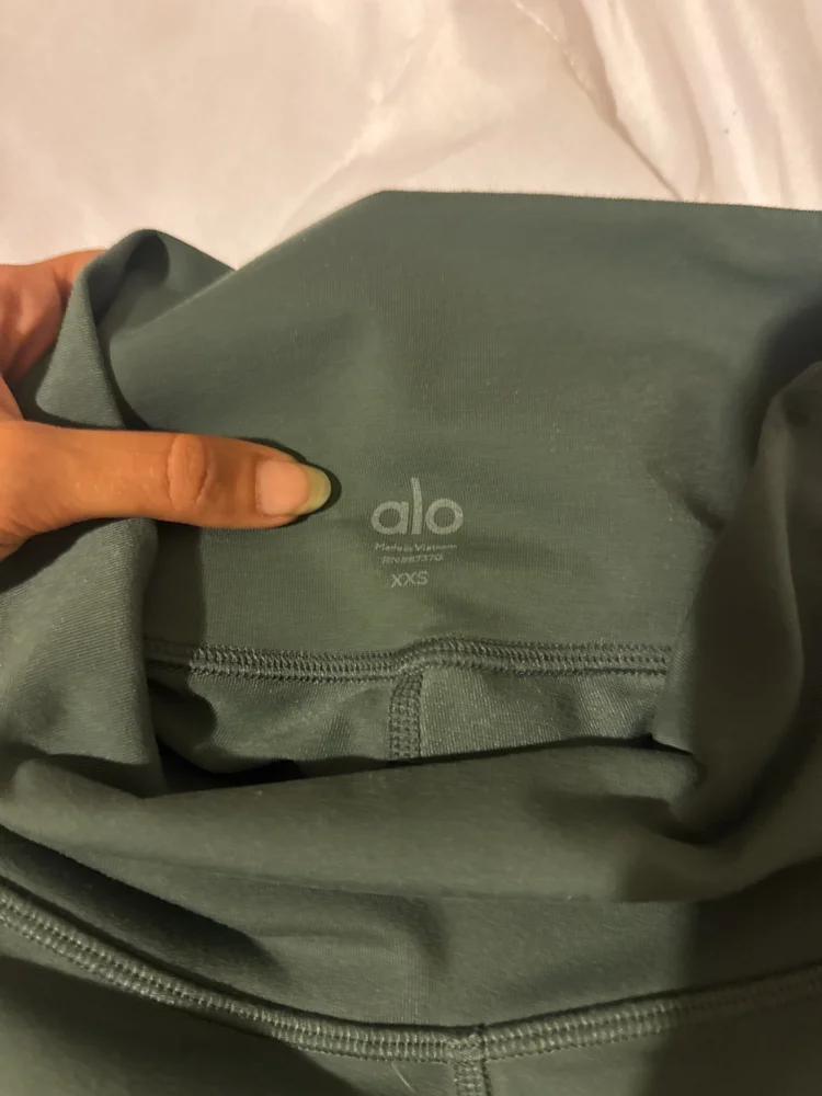 Alo Yoga Leggings, size XXS / 32 / 4, photo 3