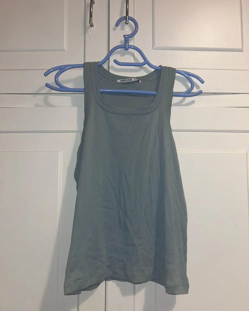 Local Tank Tops, size XL / 42 / 14, photo 2