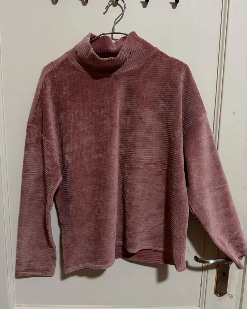Mango Sweatshirts