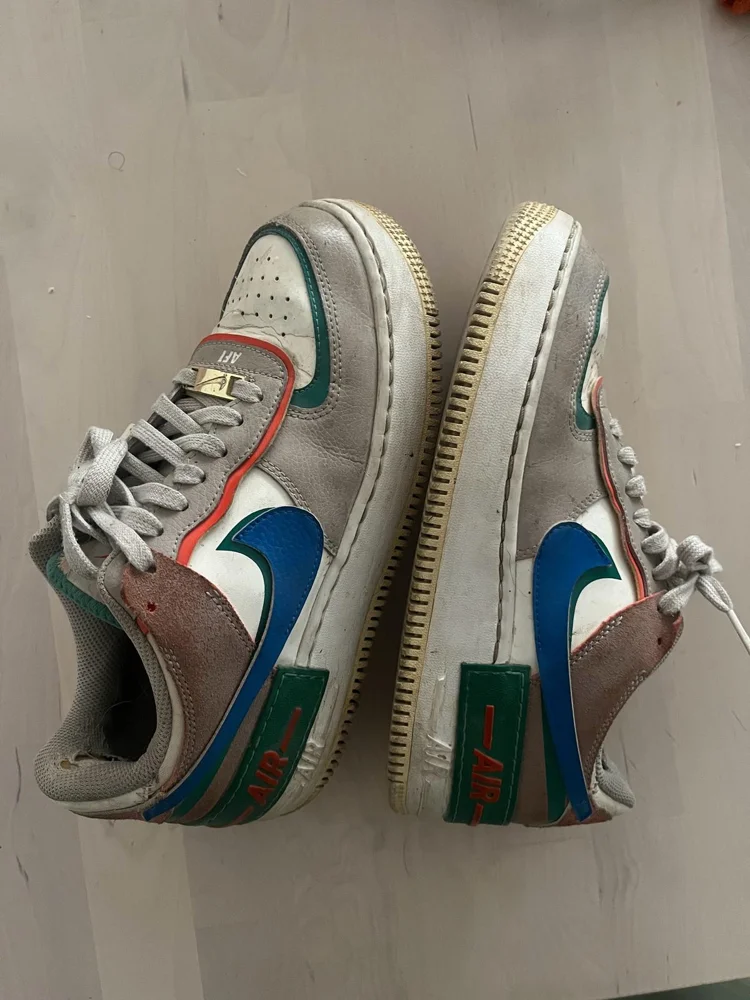 Nike Sneakers