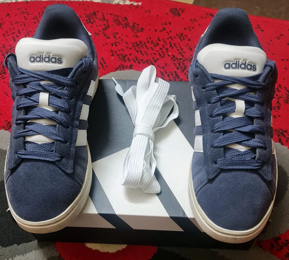 adidas Originals Sneakers