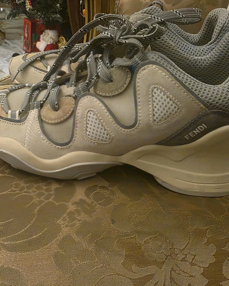 Fendi Sneakers, size 40.5, photo 3