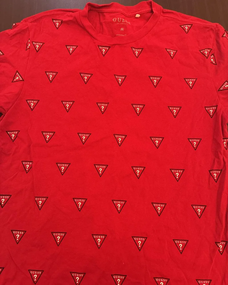 GUESS T-shirts