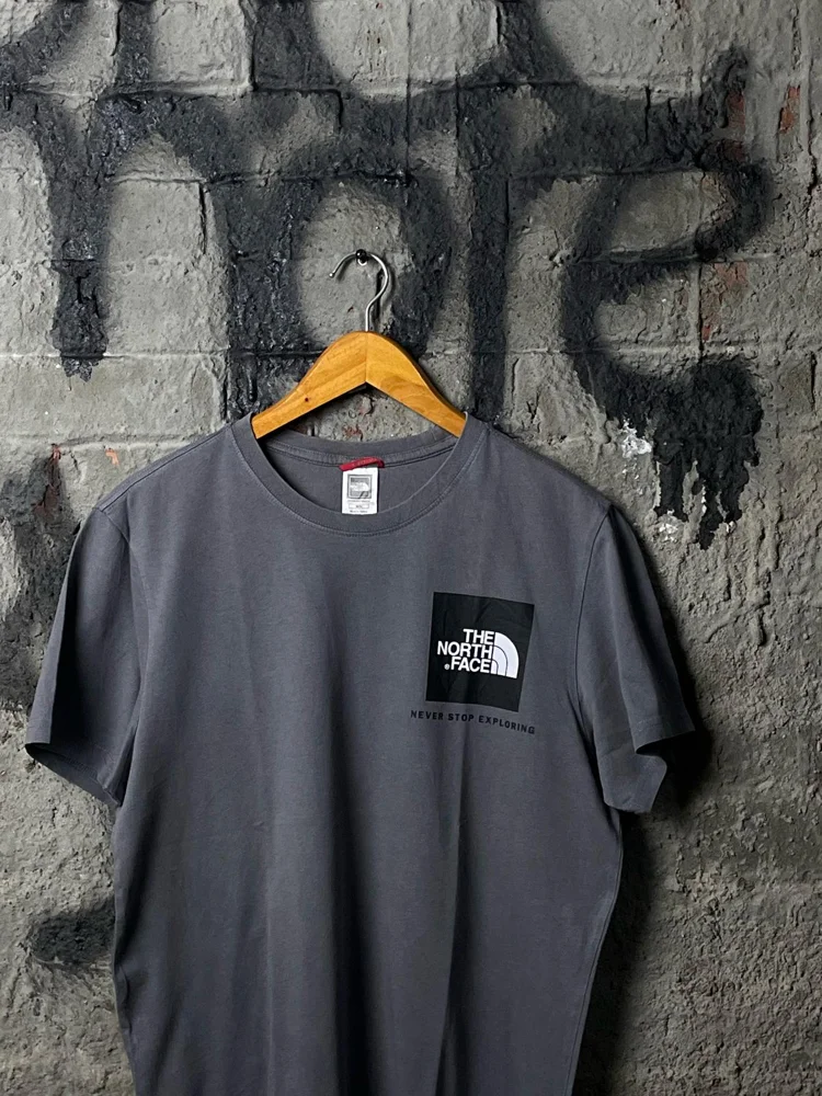 The North Face T-shirts, size M, photo 2