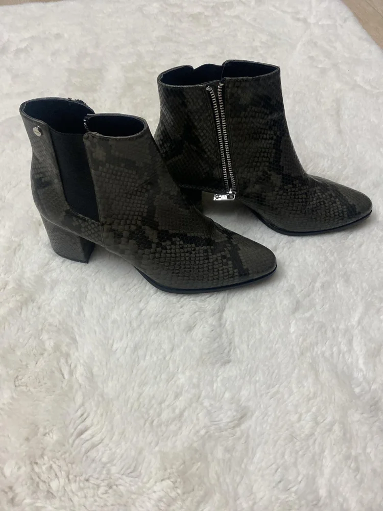 Calvin Klein Heels, size 38, photo 4