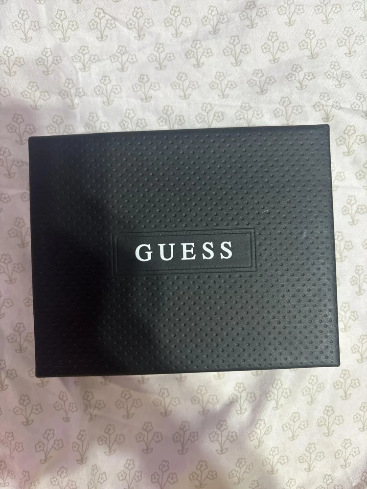 GUESS Wallets
