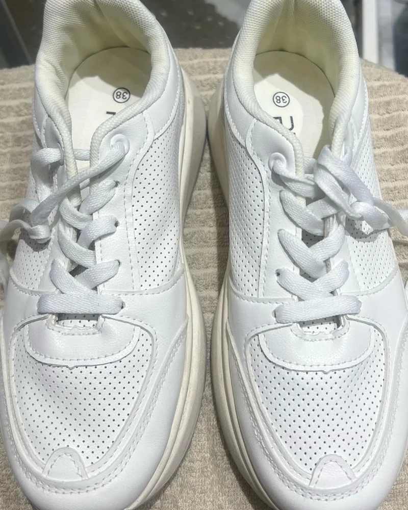 Pixi Sneakers