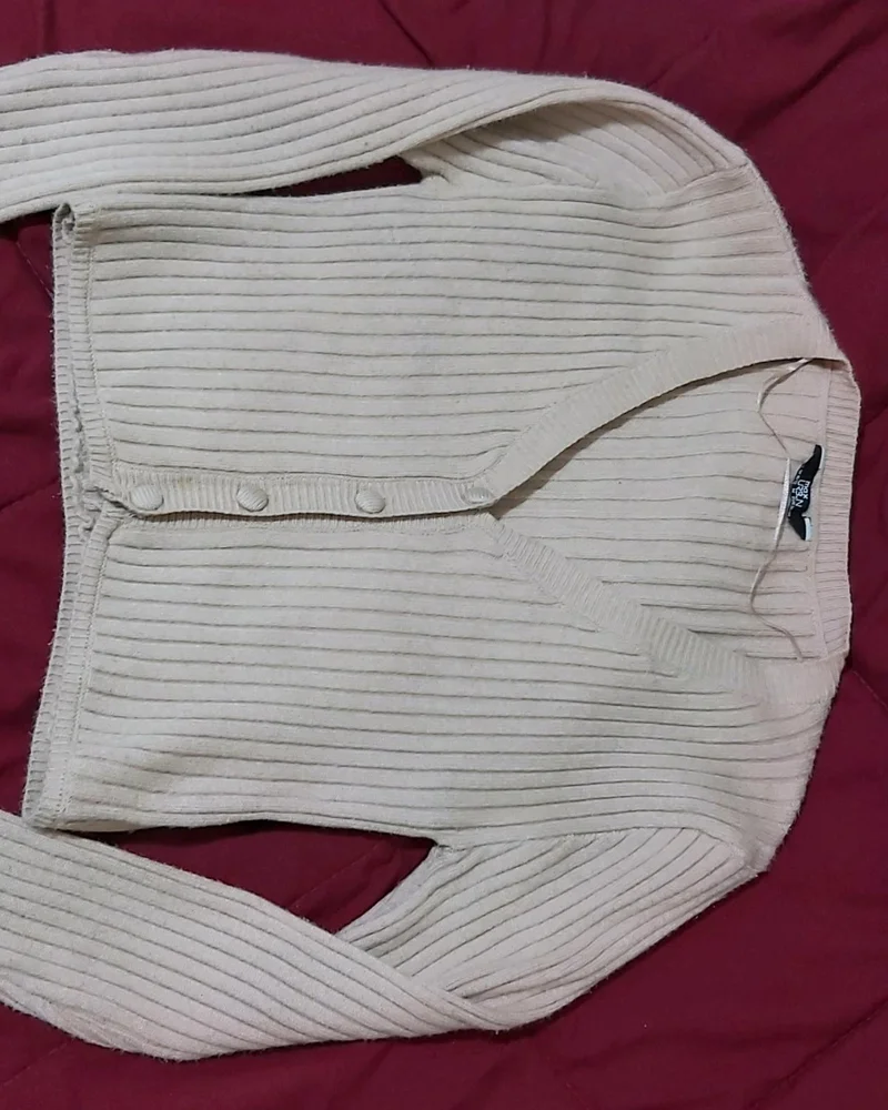 Max Sweaters & Pullovers