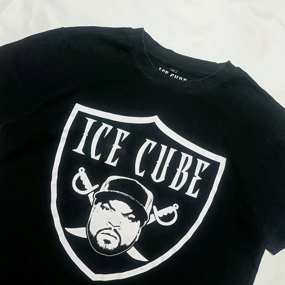 T-shirts, size M, photo 2