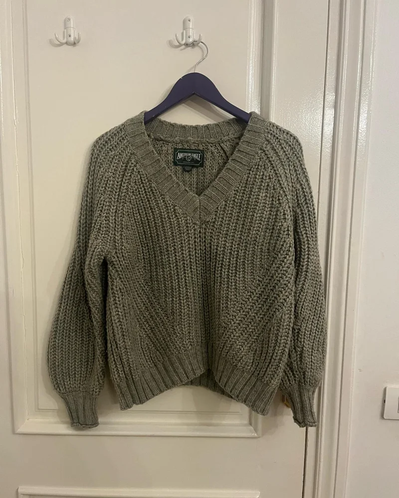 American Eagle Sweaters & Pullovers