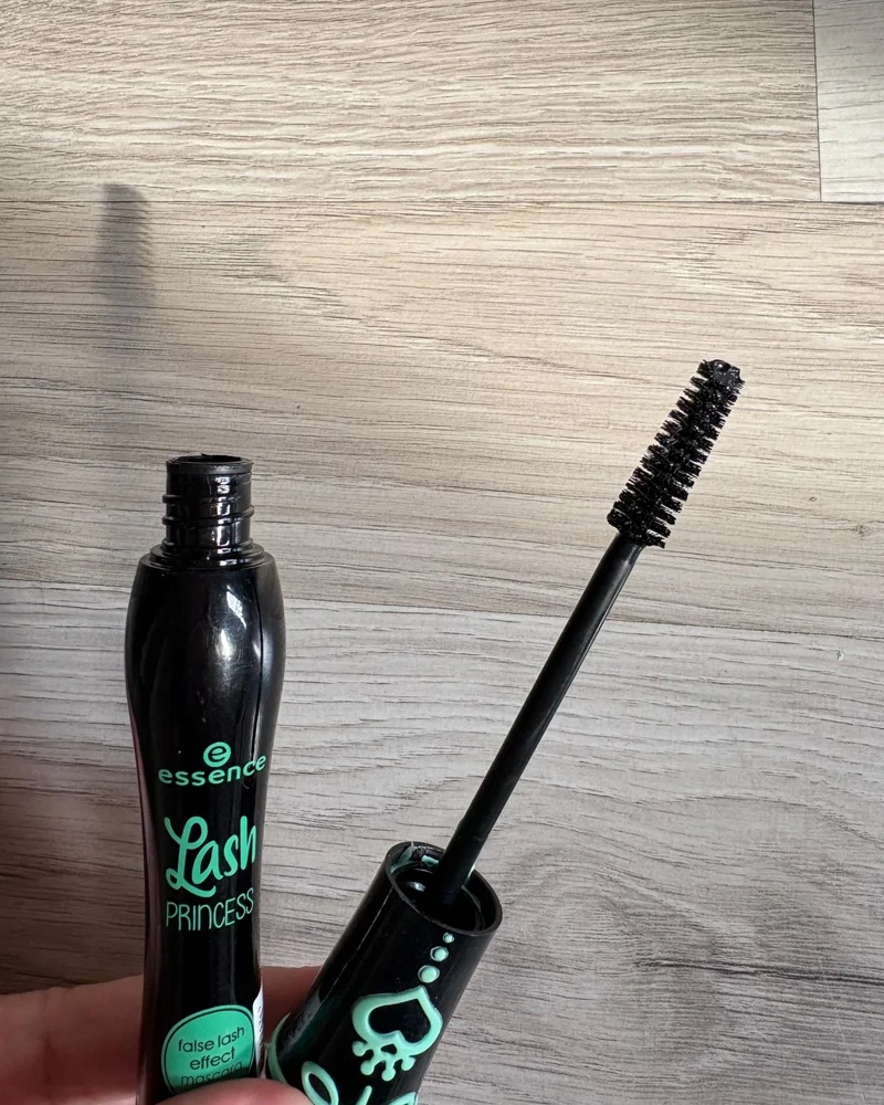 Essence Makeup, size No Size, photo 2