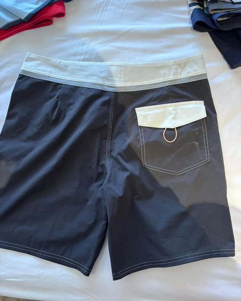 Quiksilver Board Shorts, size M, photo 3
