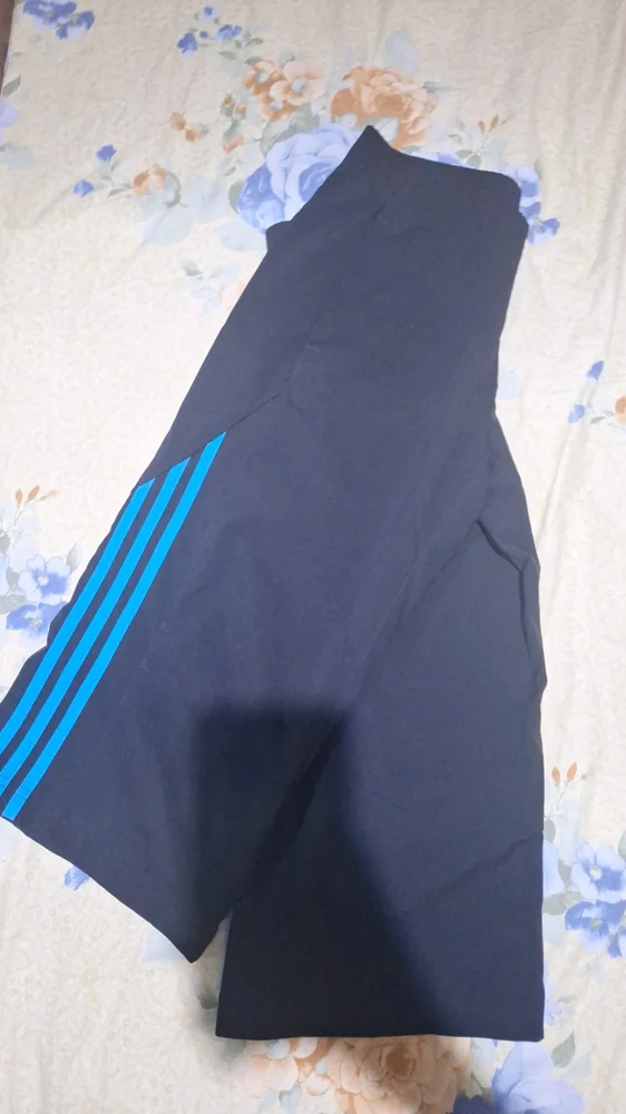 adidas Shorts, size M, photo 3