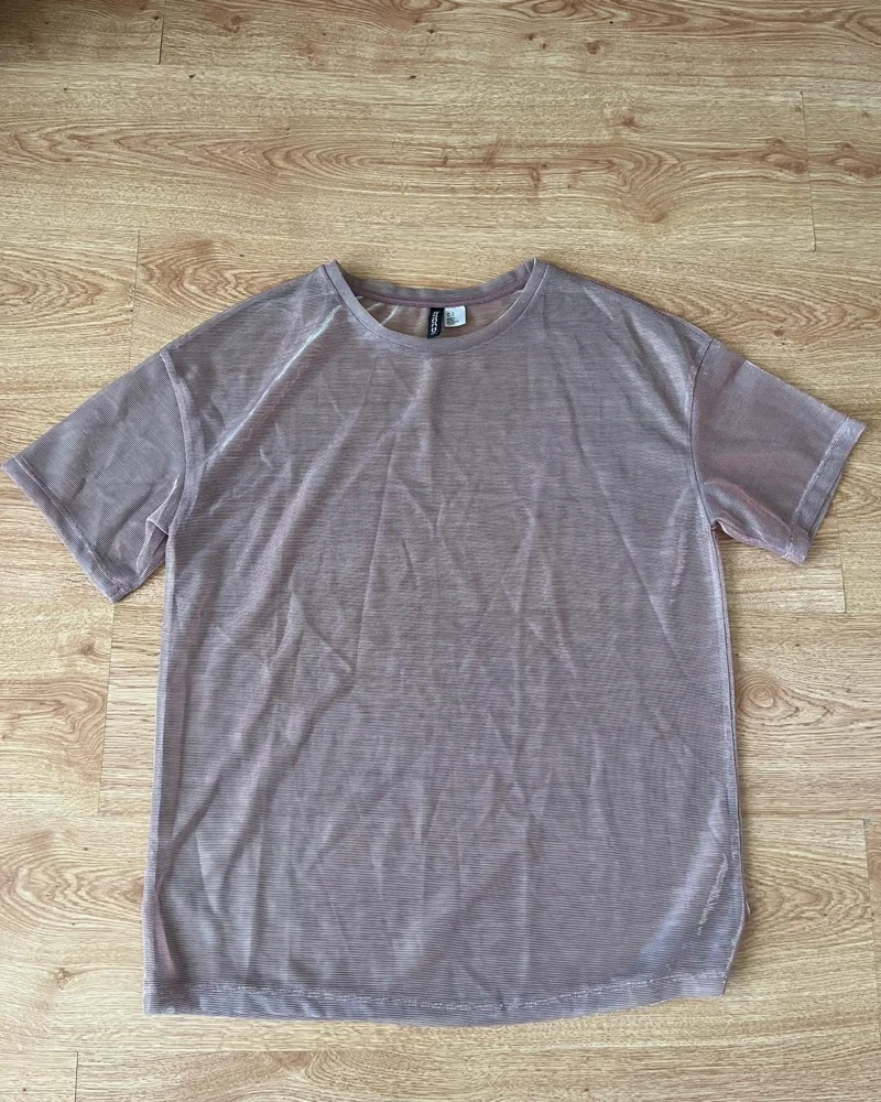 H&M T-shirts