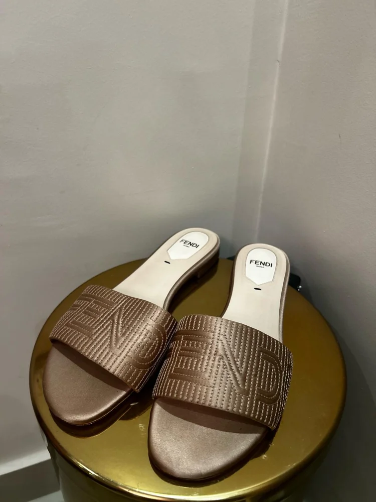 Fendi Sandals, size 37, photo 3