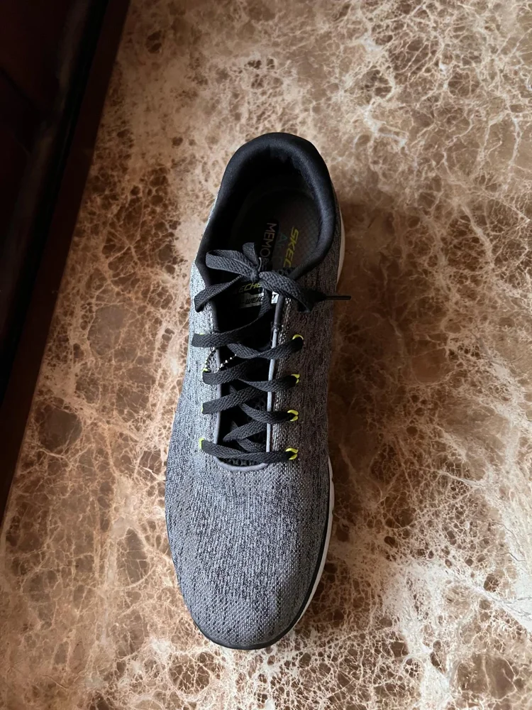 Sketchers Sneakers