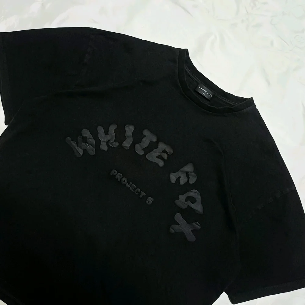 White Fox Boutique T-shirts, size M, photo 2