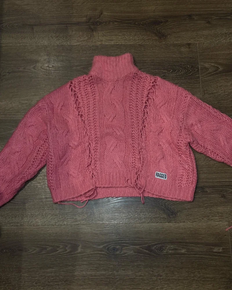 Sweaters & Pullovers