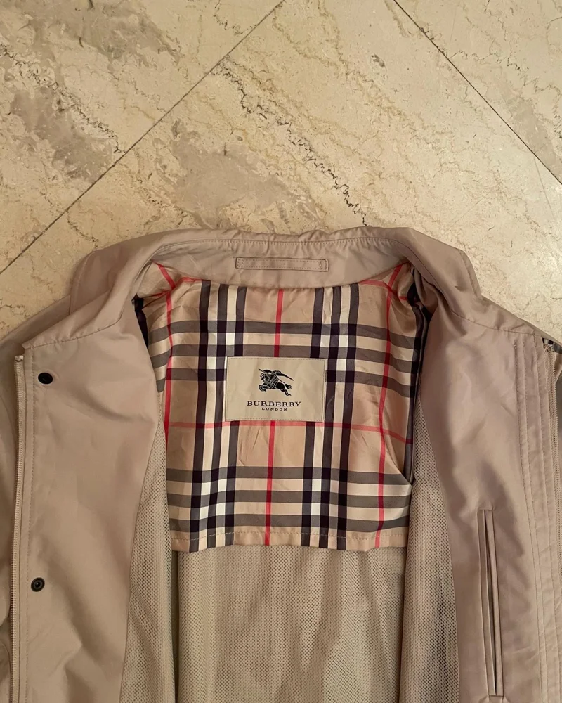 Burberry Jackets, size L, photo 3