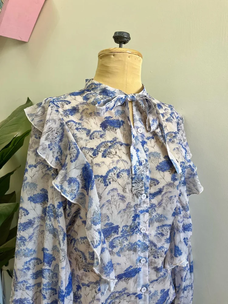 Blouses, size Other, photo 3