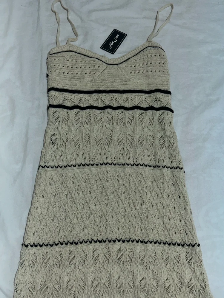 Midi Dresses