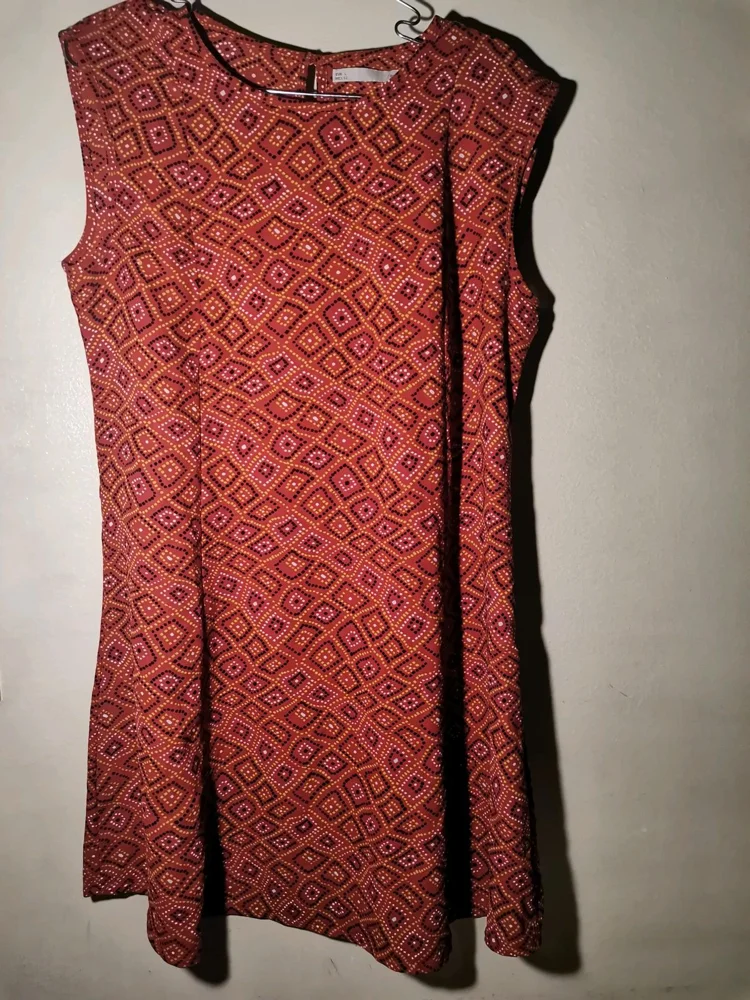Sfera Midi Dresses