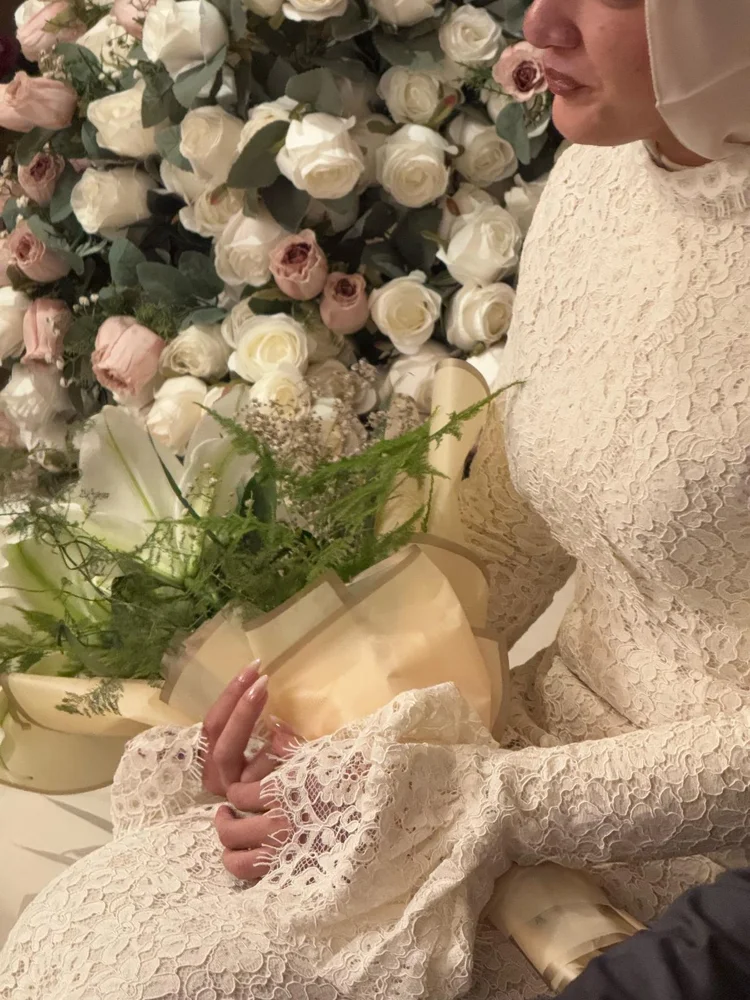 local brands Wedding Dresses, size L / 40 / 12, photo 2